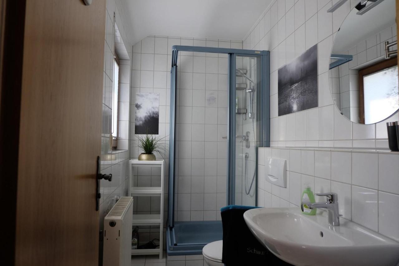 Schwarzwild - Ferienwohnung Und Ferienzimmer バイアースブロン エクステリア 写真