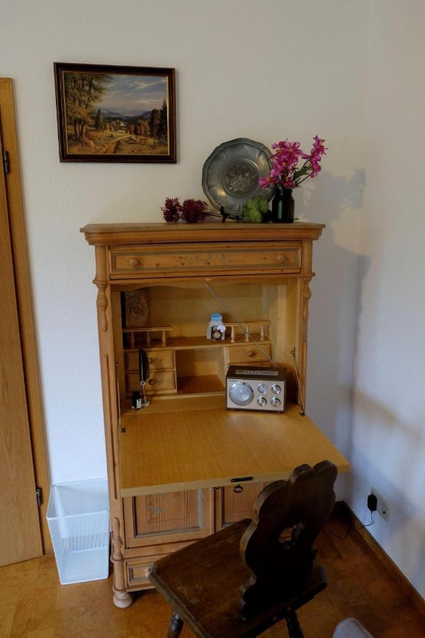Schwarzwild - Ferienwohnung Und Ferienzimmer バイアースブロン エクステリア 写真